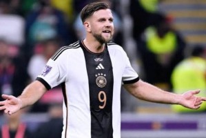 betvictor伟德(中国)唯一官方网站-本来想组德国套，结果发现只有一个豁牙…