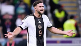 betvictor伟德(中国)唯一官方网站-本来想组德国套，结果发现只有一个豁牙…