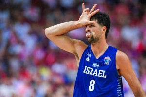 betvictor伟德(中国)唯一官方网站-稳定发挥！阿夫迪亚15中8拿下22分3板4助1断